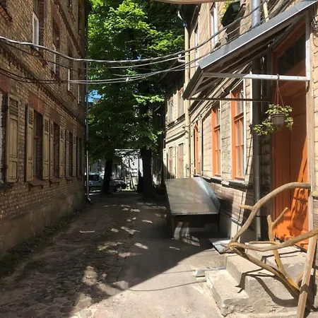 Apartman Vintage 1br In Quiet Center Of *